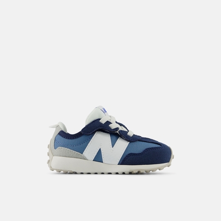 Shoes for crib and toddlers Size 0 to 10 New Balance UAE