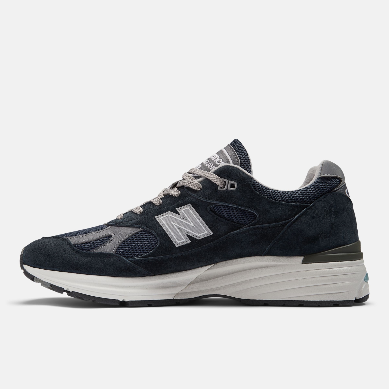 Buy MADE in UK 991v2 online New Balance UAE